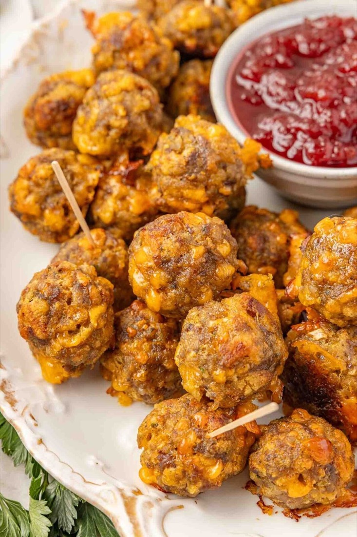 Three-Ingredient Cheddar Sausage Stuffing Balls