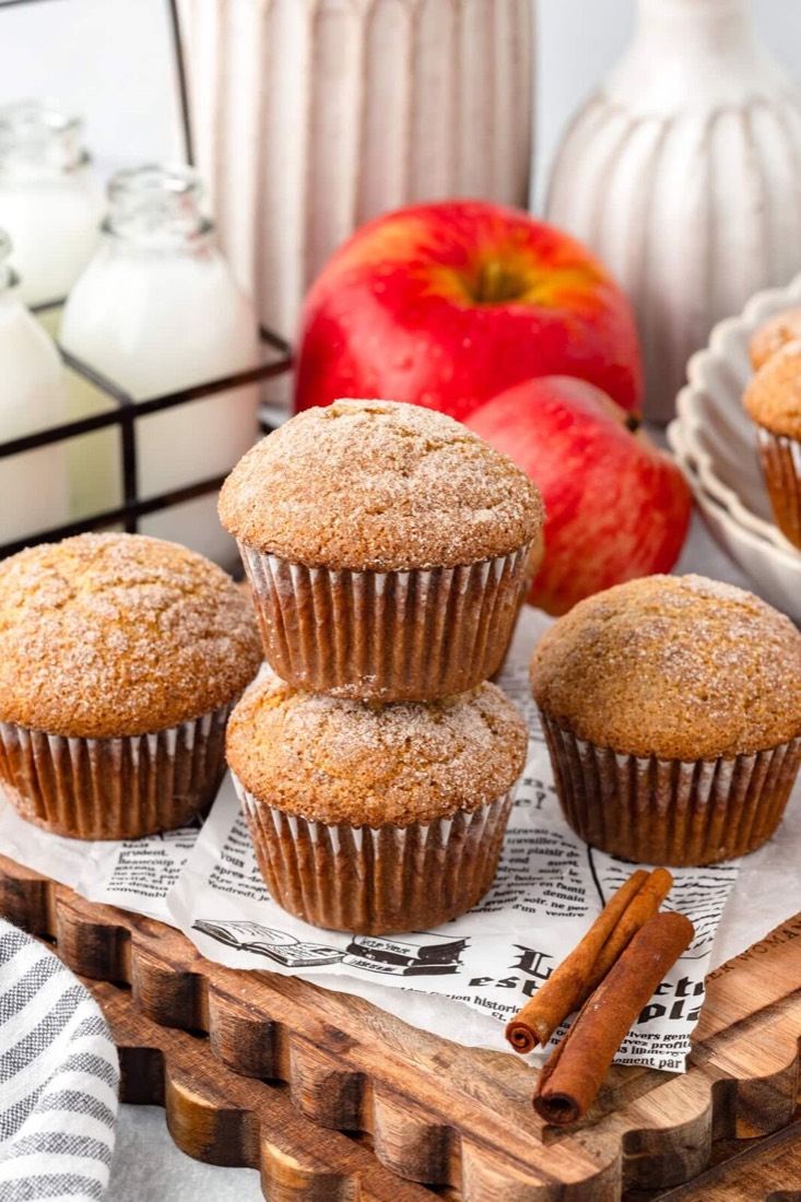 Easy Applesauce Muffins
