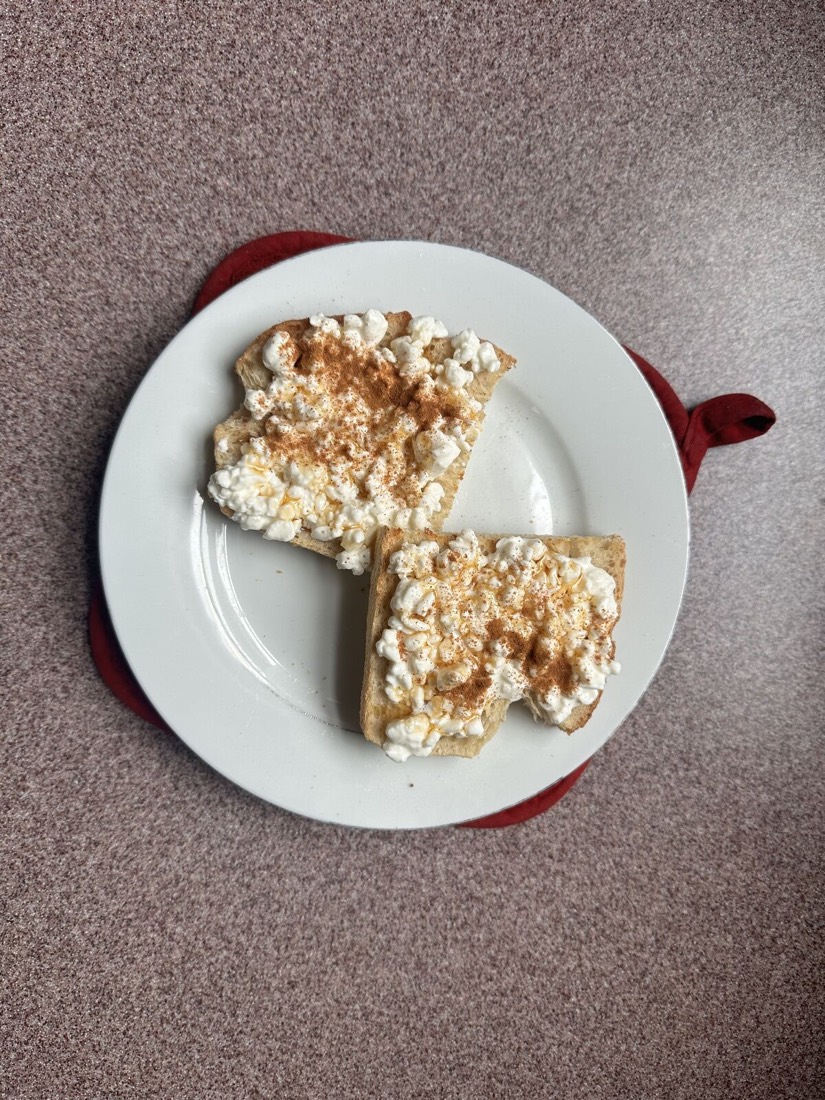 EASY! High-Protein Filling Breakfast Toast